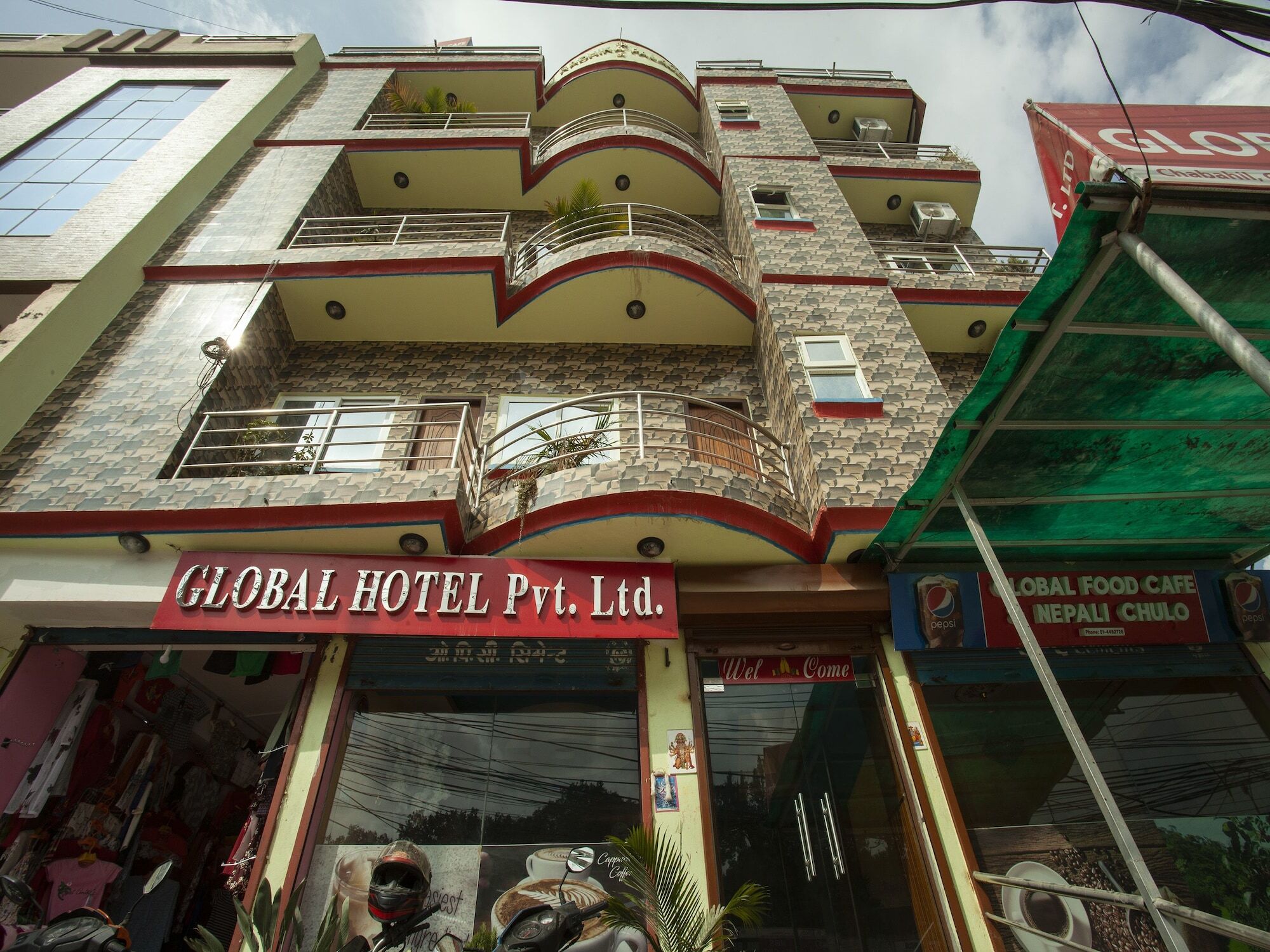 Oyo 195 Global Hotel And Resort Katmandú Exterior foto